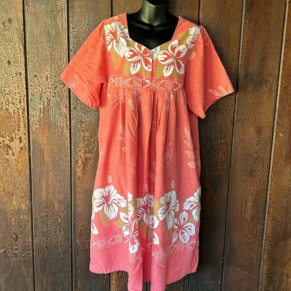 Vintage Dresses & Skirts - Vintage Hawaiian Tropical Coral Pink Cotton Short Sleeve Midi Muumuu Housedress